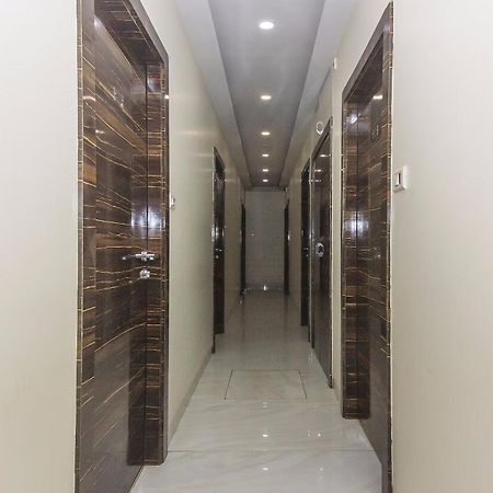 Capital O Hotel Pearl Near Us Embassy Bombay Exterior foto